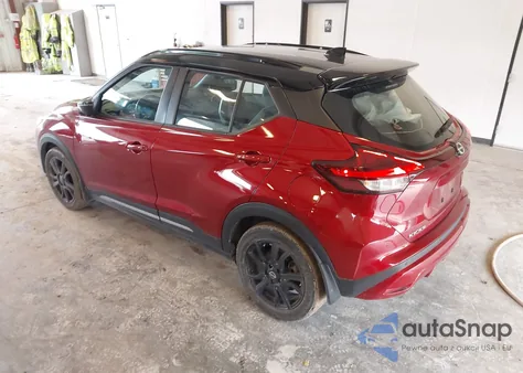 2022 Nissan Kicks Sr Xtronic Cvt z USA, uszkodzony, nr VIN 3N1CP5DV1NL528915